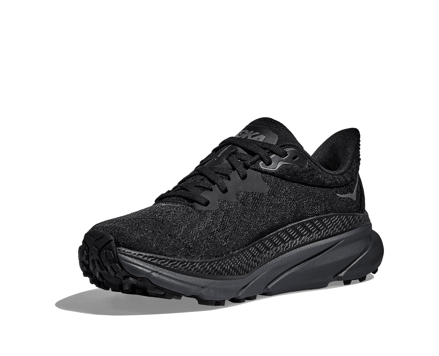 herrmodell. Helt svart sko gjord för alla underlag. Hos Hoka specialisterna i Sverige.