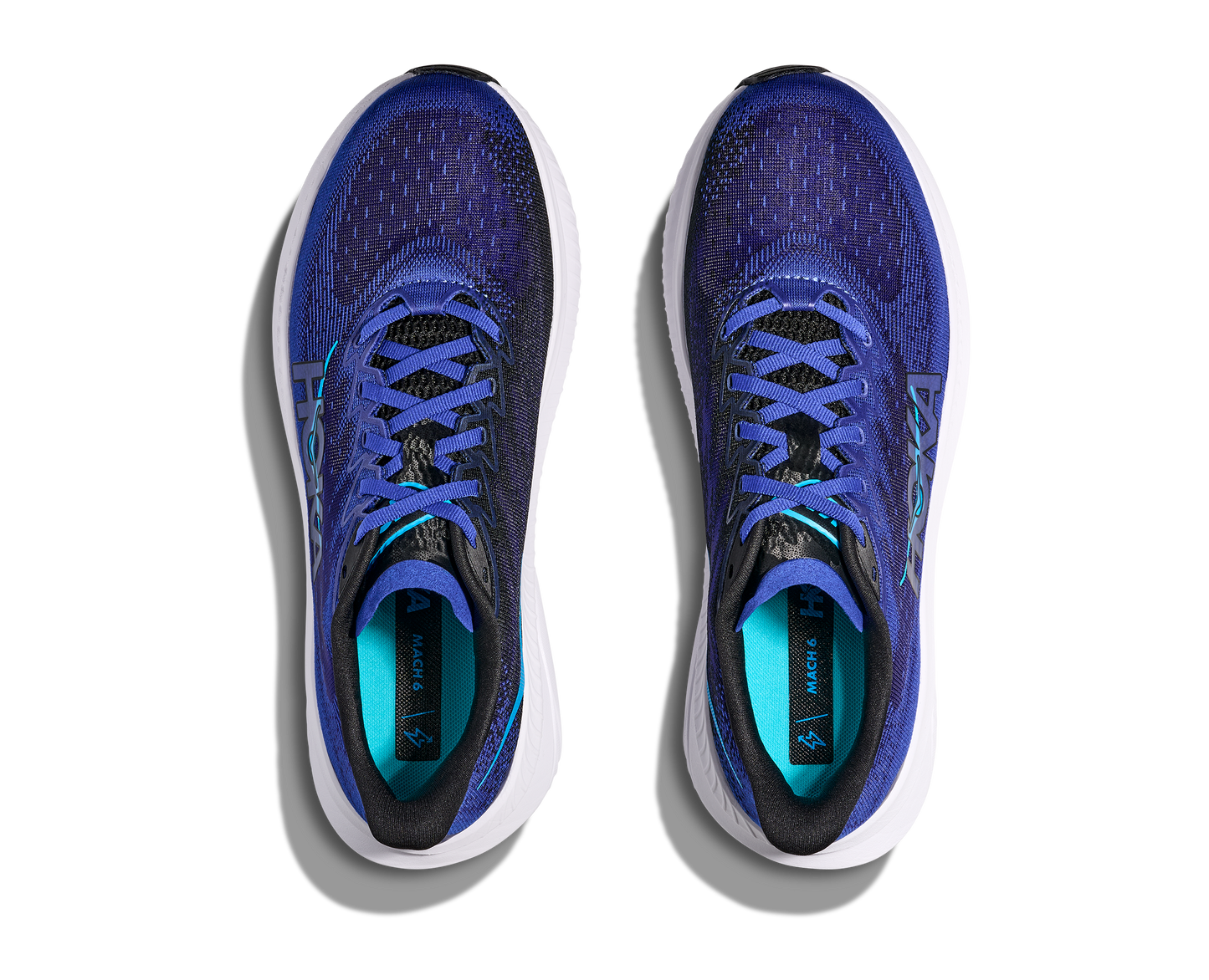 tävling och löpbandet. Blå färg med svarta detaljer och vit sula. Köpt hos oss