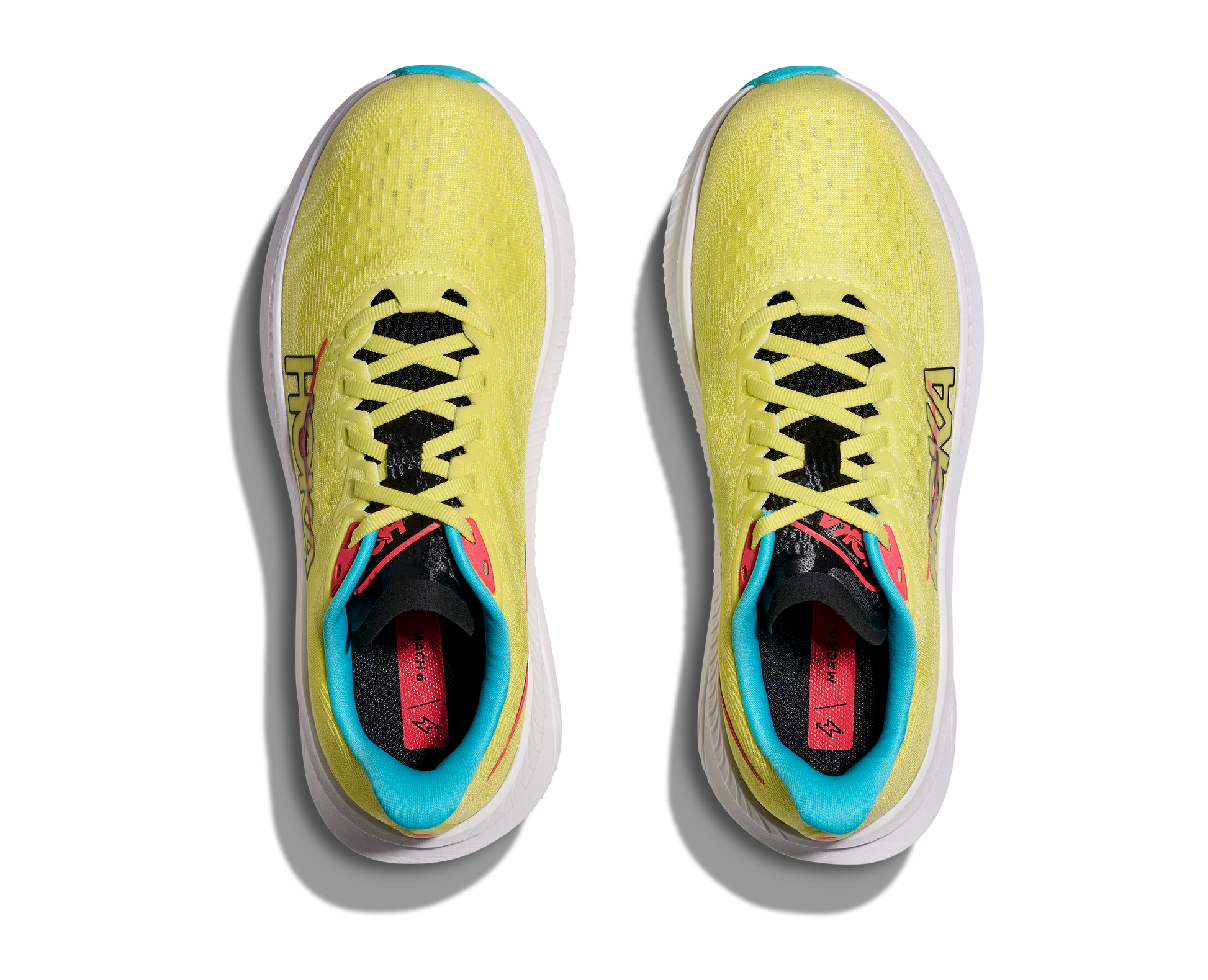 tävling och löpbandet. Färgen här är gul med vit sula och med detaljer i blått och rosa. Köpt hos oss