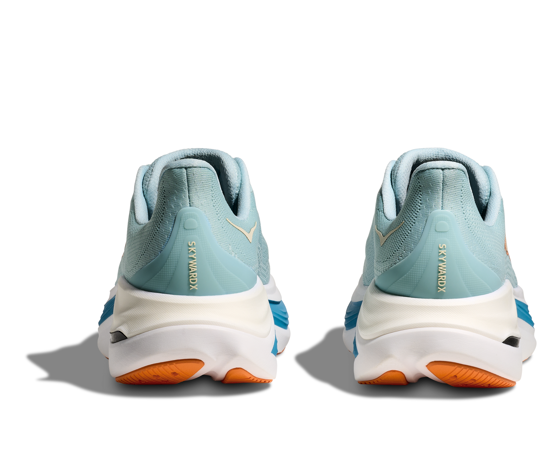 Hoka Skyward X M