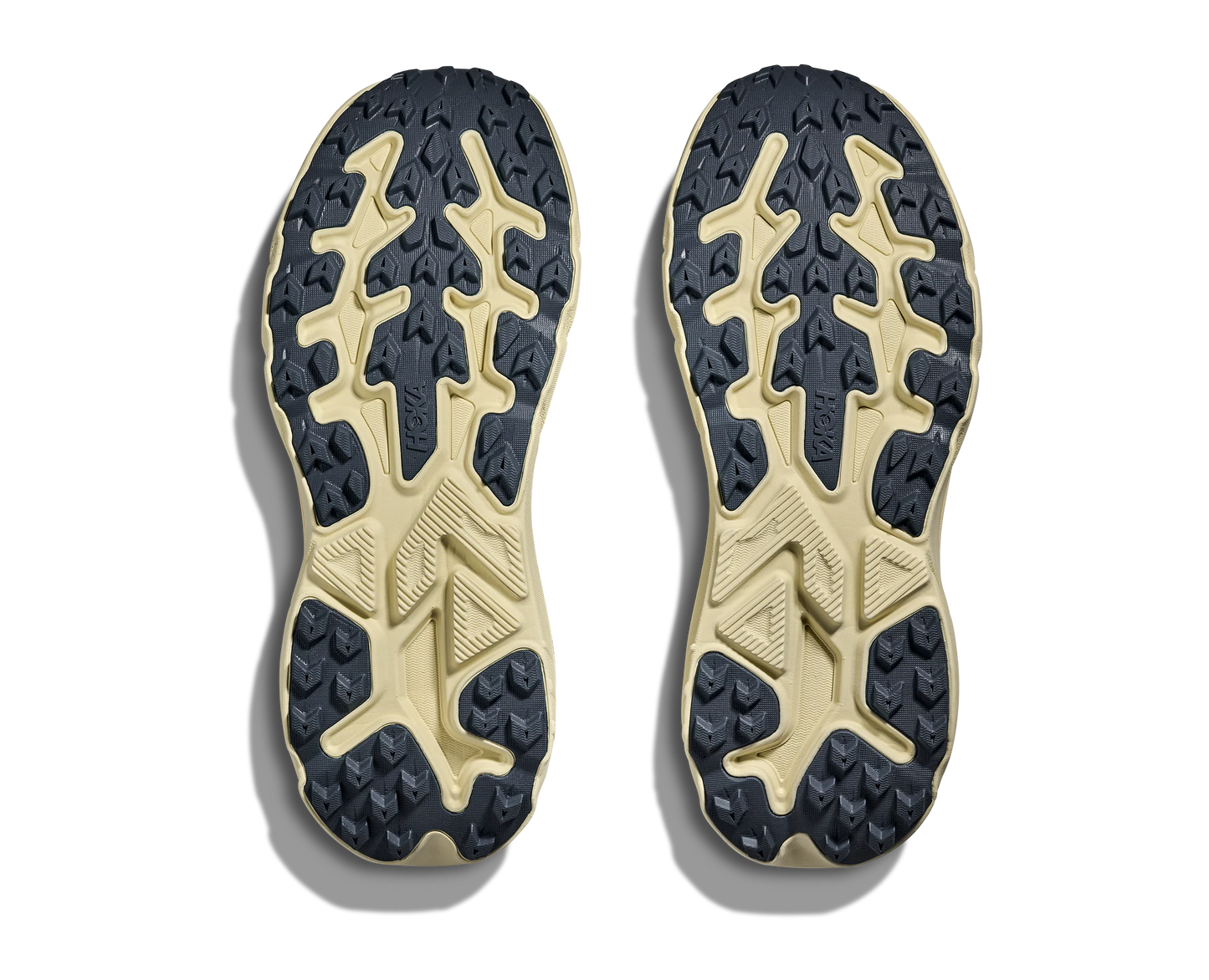 Hoka M Challenger 8