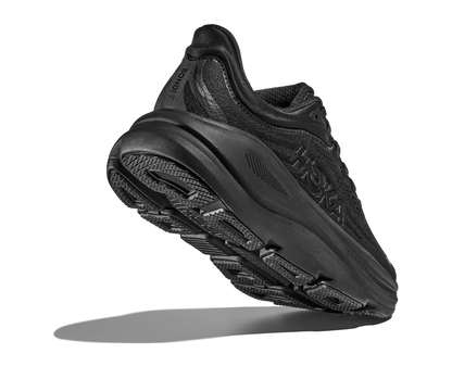  dämpad herrsko. Perfekt för en mjuk och skonsam löpning. Även en super bra arbetssko som avlastar kroppen under hela dagen. Här i svart färg. Köp hos dina Hoka specialister i Sverige idag!