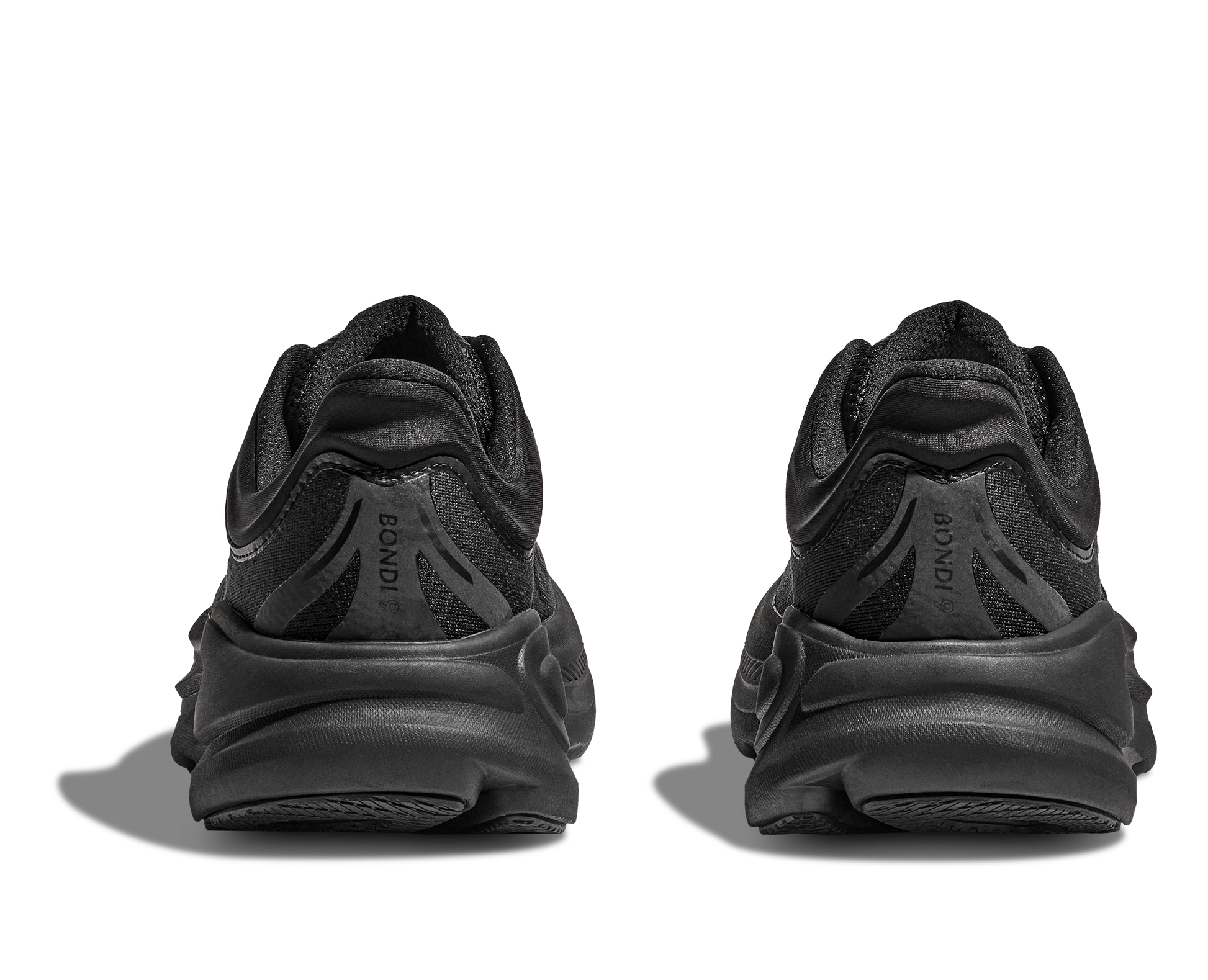  dämpad damsko. Perfekt för en mjuk och skonsam löpning. Även en super bra arbetssko som avlastar kroppen under hela dagen. Här i svart färg. Köp hos dina Hoka specialister i Sverige idag!