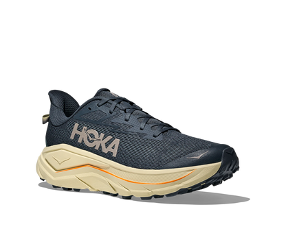 Hoka M Challenger 8
