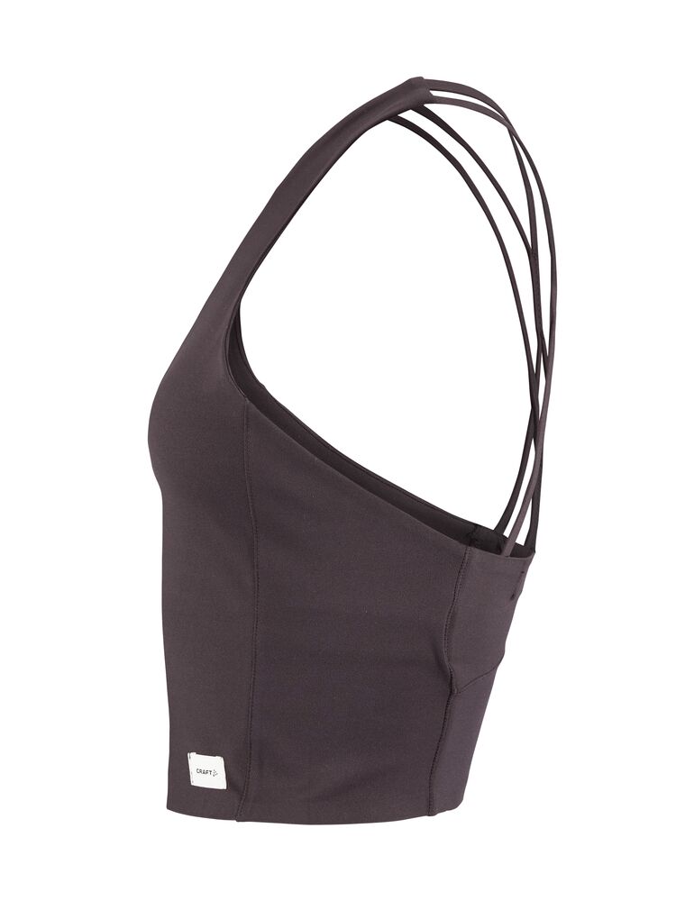 Craft Collective Cropped Singlet W. Mjukt och stretchigt träningslinne till dam. Plagget har en kort
