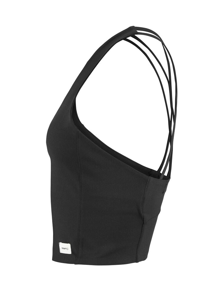 Craft Collective Cropped Singlet W. Mjukt och stretchigt träningslinne till dam. Plagget har en kort