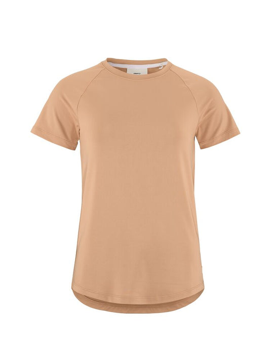 Craft Collective SS Tee W. Tränings-t-shirt med stilren design för dam. Raglanärmar och rundad nederkant för en feminin siluett. Här i rosa nyans.