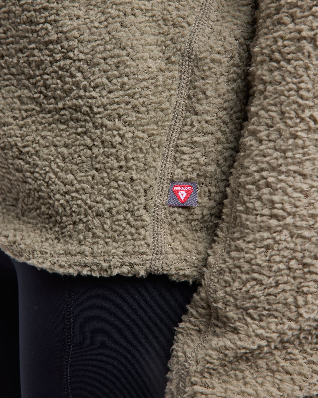 Supermjuk fleece med en flexibel polo-design